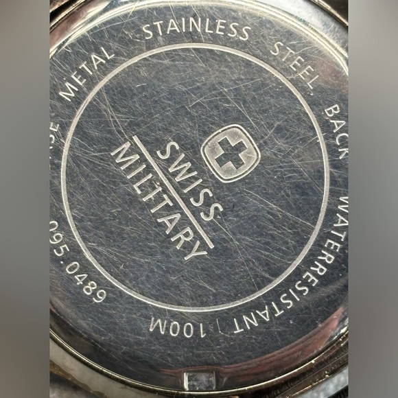 Swiss Military 100 WR Analog Leather Band Wrist Adult Watch 095-0489 Date Works - Picture 12 of 16